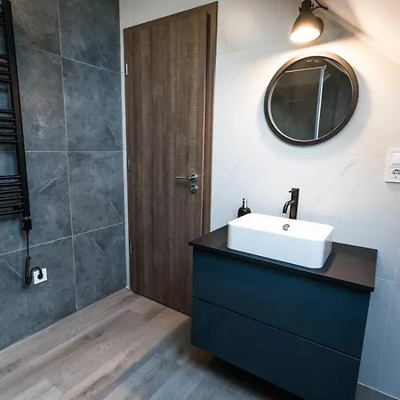 Deluxe Thermal Apartmán *